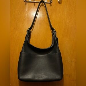 Vintage Coach 9058 Black Leather Shoulder Bag - Made in USA